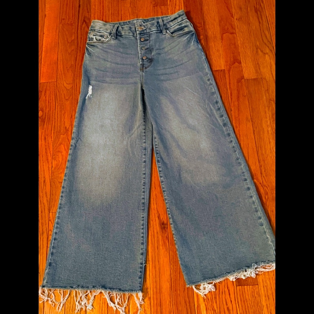 Tried & True Wide Leg Size 4 High Waisted Button Down jeans.